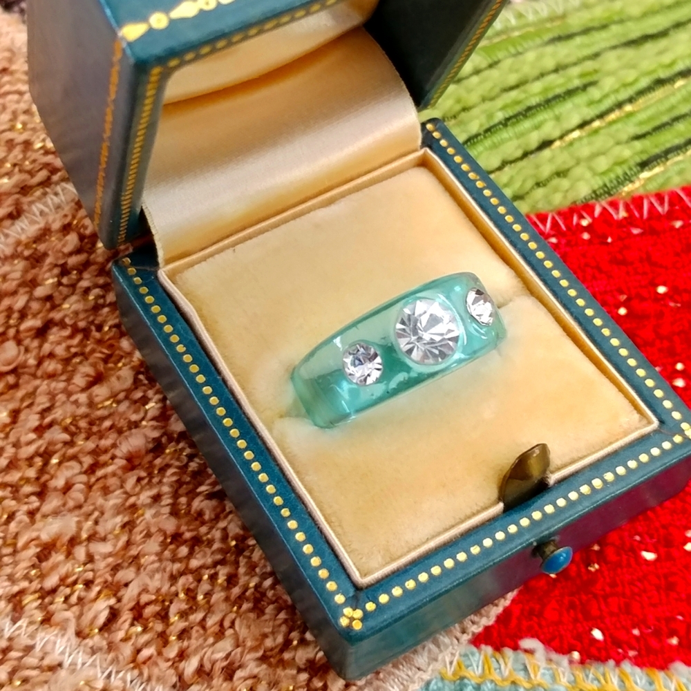 Teal lucite rhinestone ring